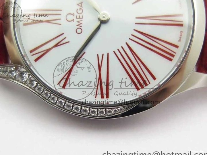 0402 Ladies’ De Ville Trésor Diamond SS 3AF 1:1 Best Edition White Dial On Red Leather Strap Swiss Quartz Snug 7885